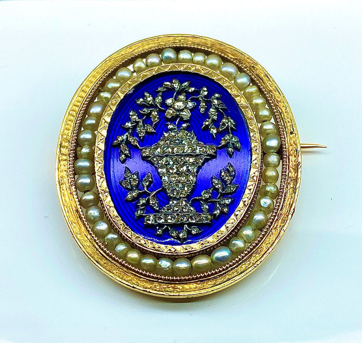 Broche Broche en or jaune , perles fines, diamants, émail bleu vers 1860 58 Facettes AB440