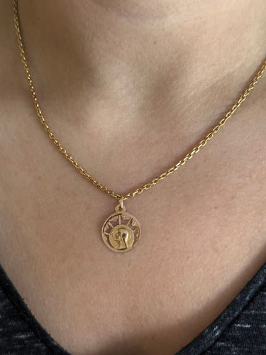 Pendentif Médaille de la Vierge or rose 58 Facettes