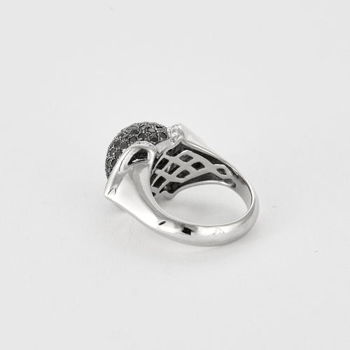 Bague 52 Bague en or blanc, diamants blancs et noirs 58 Facettes GU180