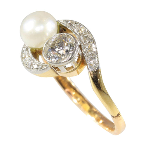 Bague 52 L'amour entrelacé : l'histoire d'une bague vieille d'un siècle 58 Facettes 15104-0064