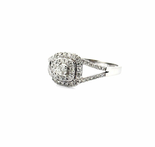 Bague 56 Bague en diamants or blanc 18 carats 58 Facettes