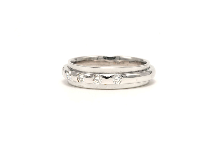 Bague 58 Bague contemporaine en or blanc sertie de diamants (+- 0,36ct) 58 Facettes 22452