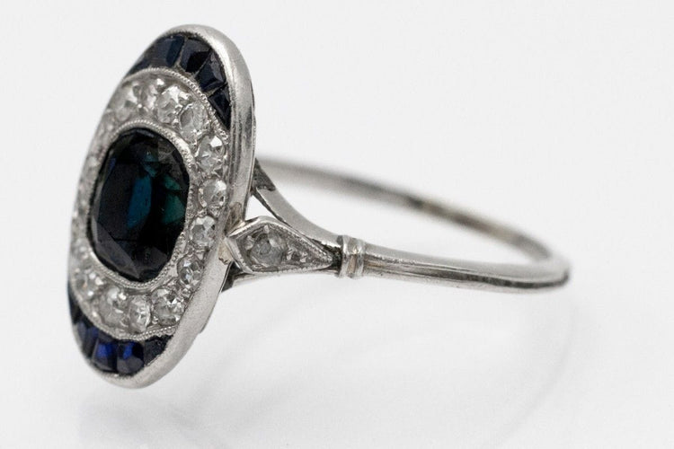 Bague 54 Bague Art Déco en platine ornée de saphirs et de diamants 58 Facettes 10684