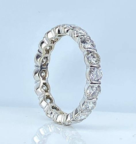 Bague 53 Alliance en or blanc et platine, 18 diamants 2,70 carats 58 Facettes AB642