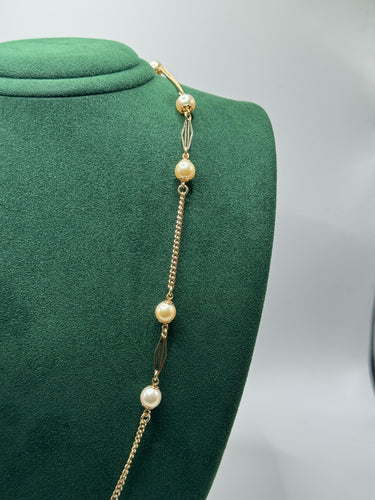 Collier Collier en or jaune et perles 58 Facettes