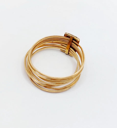 Victoriansk veckoring med blomma i 18k roséguld och blå emalj 