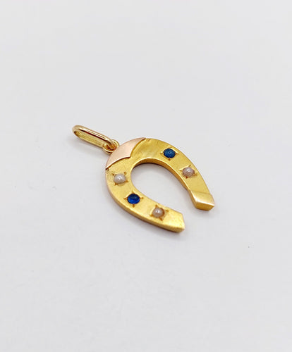 Pendentif fer à cheval antique en or 18k pierres bleues et perles