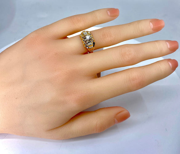 Bague 54 Bague en or jaune et diamants 58 Facettes AB311