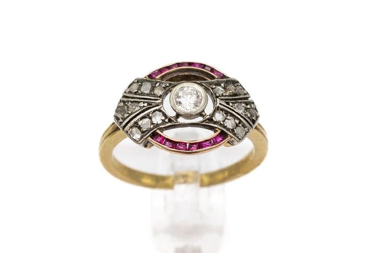 Bague 56 Bague ancienne Art Déco en diamants et rubis, années 1920 58 Facettes 9335