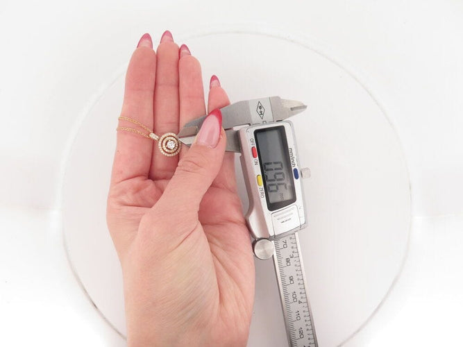 Collier Collier pendentif en or jaune et diamants 0.63 ct 58 Facettes 265376