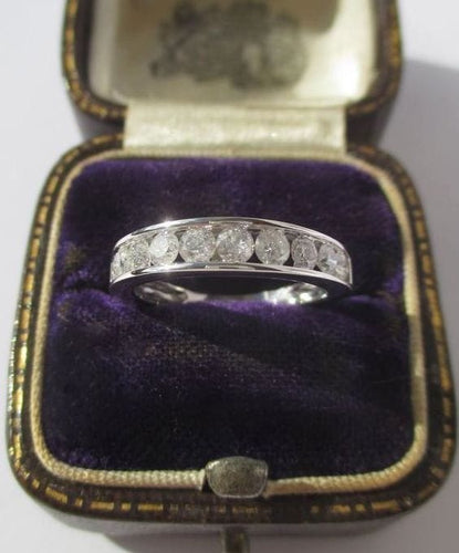 Bague 50.5 Bague alliance demi-tour or blanc et diamants 58 Facettes