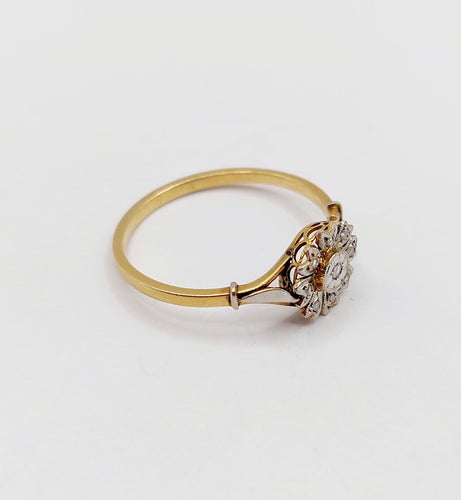 Bague 56.5 Bague marguerite antique en or 18k et diamants taille rose 58 Facettes A06397