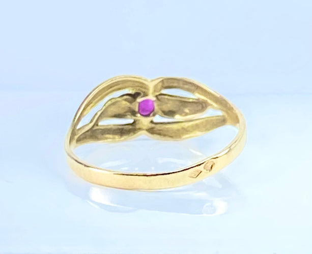 Bague 54 Bague or jaune et rubis 58 Facettes AB515