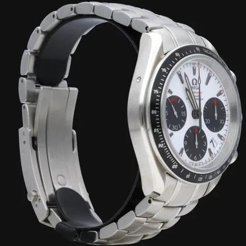 Montre Omega Montre Speedmaster Date Chronograph 58 Facettes MT43954