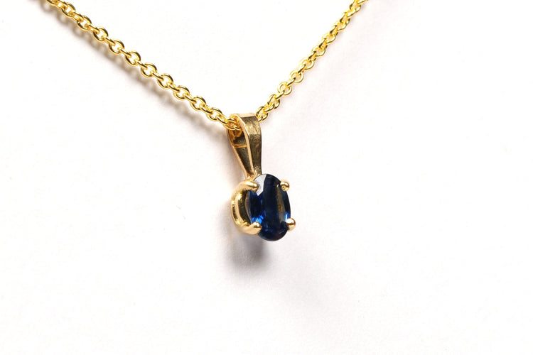 Pendentif Pendentif contemporain en or jaune serti d'un saphir 58 Facettes B440