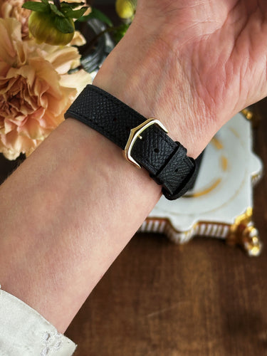 Montre CARTIER - Montre Tank Must 681006 cadran gris boitier vermeil 58 Facettes