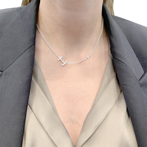 Collier or blanc et diamants. 58 Facettes 33429