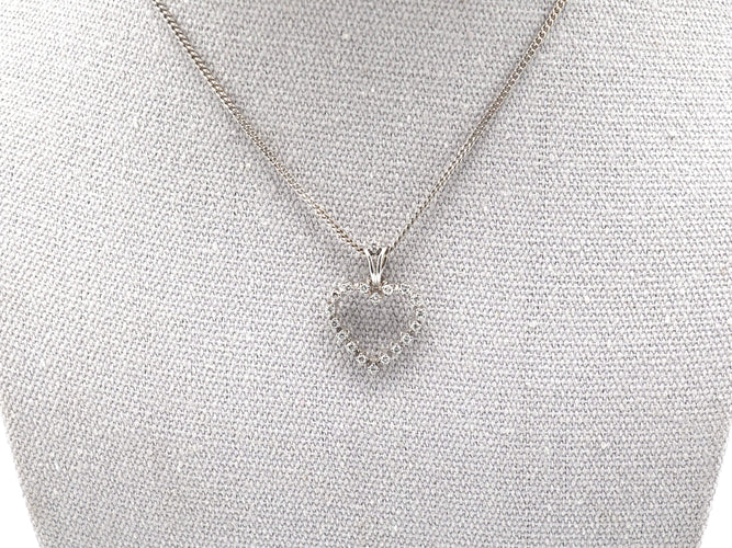 Collier Collier en or blanc 750 mil et pendentif cœur en diamants 58 Facettes