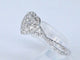 Bague 54 Bague entourage en or blanc en forme de cœur avec diamants 58 Facettes 2034
