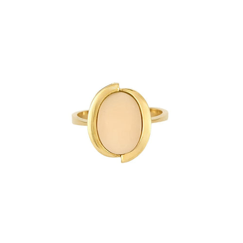Bague 53.5 Bague en or jaune et corail rose 58 Facettes SOI33272