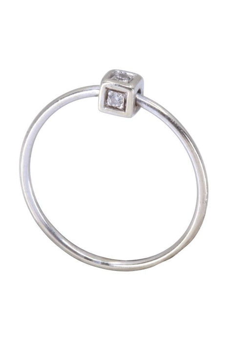 White gold diamond ring