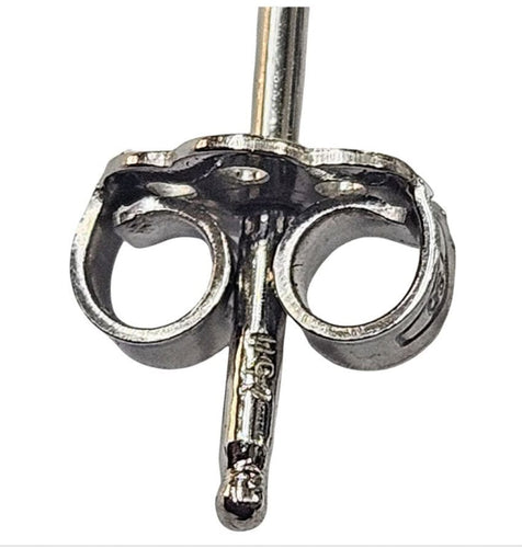 Boucles d'oreilles Boucles d'oreilles clous classiques avec diamant naturel, taille brillant, or blanc 58 Facettes Q406B