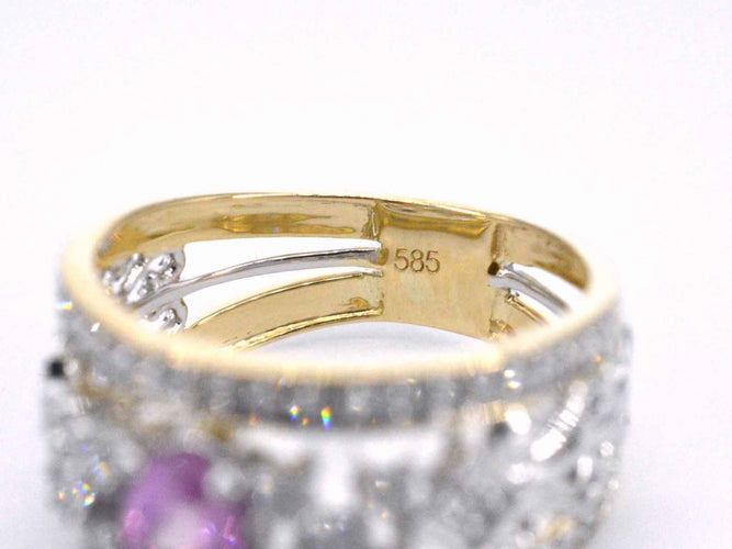 Bague 54 Bague en or jaune sertie de diamants et d'une pierre précieuse 58 Facettes 2241