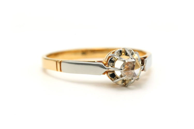 Bague 53 Bague Art Déco en or jaune et blanc 18 carats sertie d'un diamant taille rose 58 Facettes B743