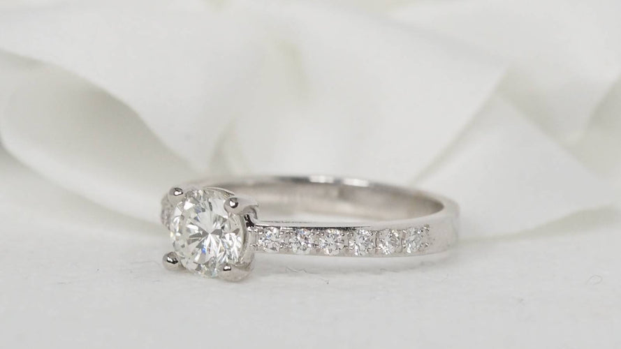 Bague 52 Bague solitaire en or blanc et diamant 58 Facettes 29909/28189