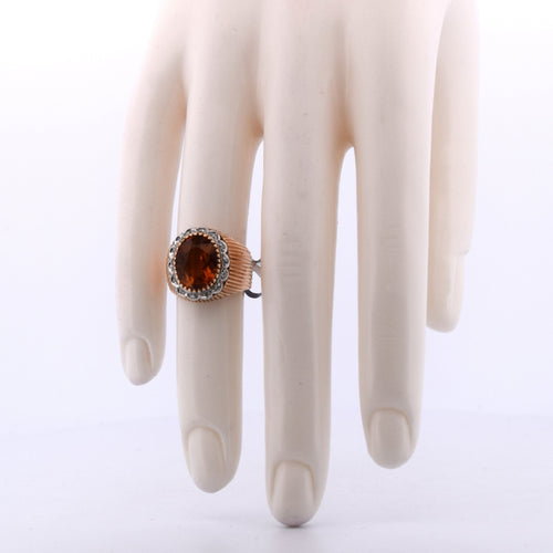 Bague 48 Bague en or jaune avec citrine et diamants 58 Facettes