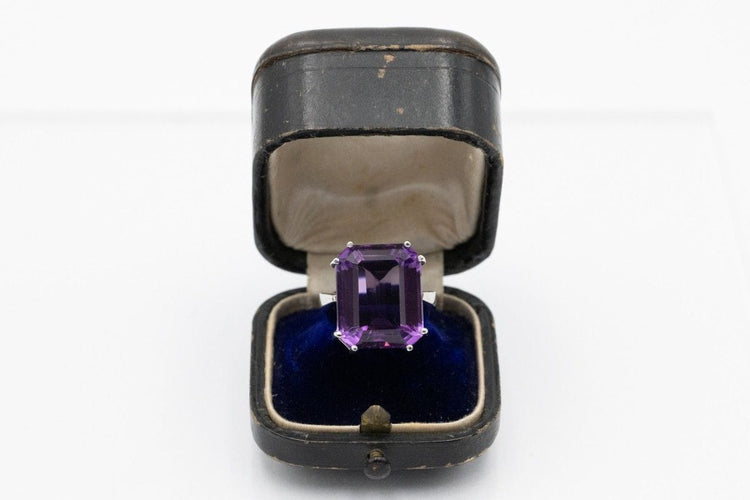 Bague 53 Bague avec améthyste 15,5 ct en or blanc 14k 58 Facettes 11488