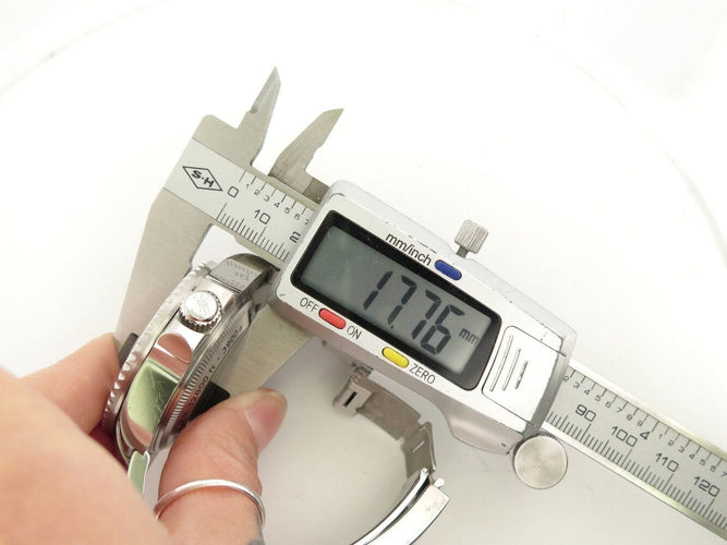 Montre montre ROLEX deepsea sea dweller 116660 d-blue automatique 44mm 2017 boite 58 Facettes 271999