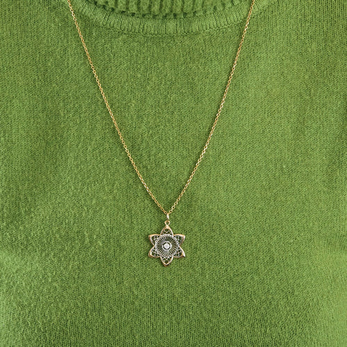 Pendentif Pendentif or jaune et blanc diamant 58 Facettes LP938/BET