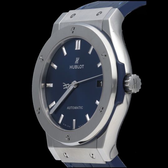 Hublot Classic Fusion Titanblaue Uhr