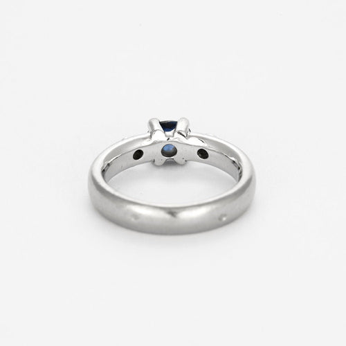 Bague 54 Bague bandeau or blanc, saphir et diamants 58 Facettes GU197