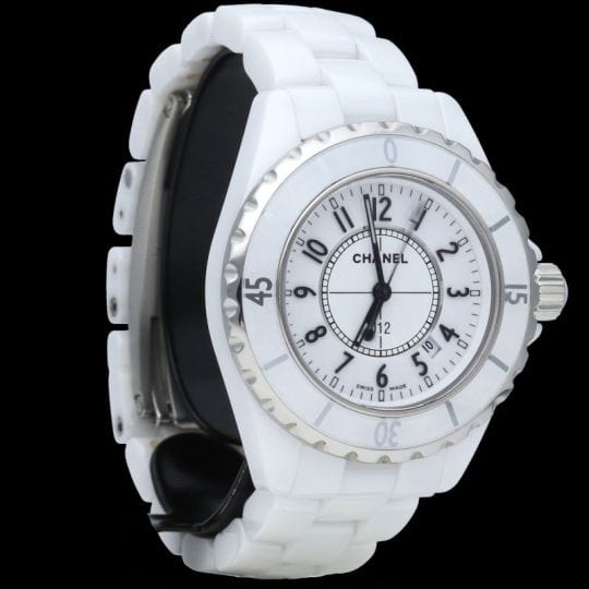 Montre Chanel Montre J12 33Mm Quartz 58 Facettes MT40398