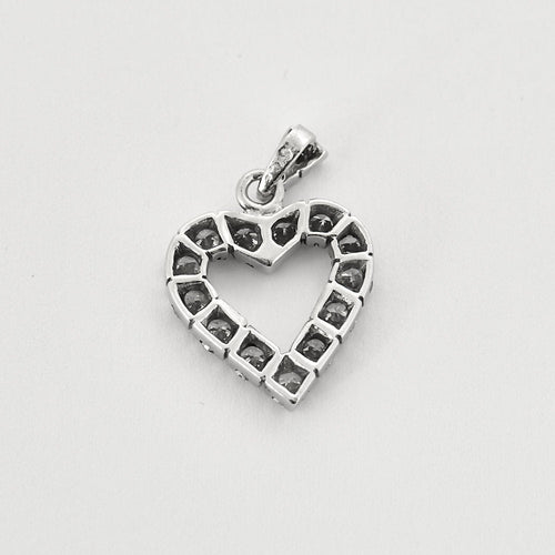 Pendentif Pendant coeur en or blanc et diamants 58 Facettes 250379