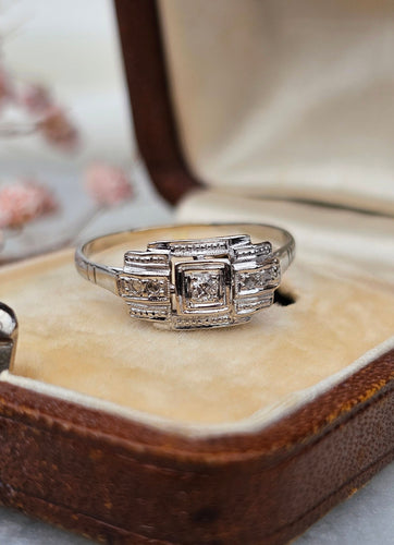 Bague 55 Bague Art Déco Diamants Or Blanc et Platine 58 Facettes 579