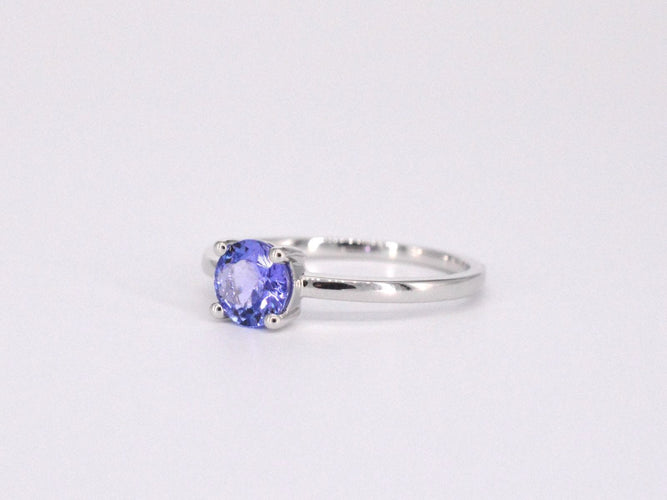 Bague 54 Bague en or blanc avec tanzanite 58 Facettes 2200