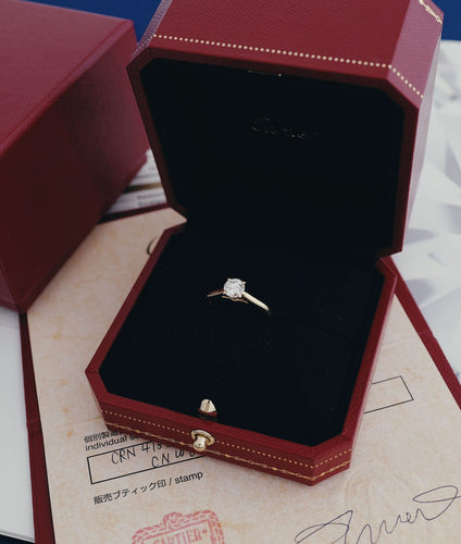 Bague 51 Bague Cartier Solitaire 1895 en or jaune, sertie d'un diamant rond de 0,60 carat (certifié CIA, pureté H/VS1). 58 Facettes