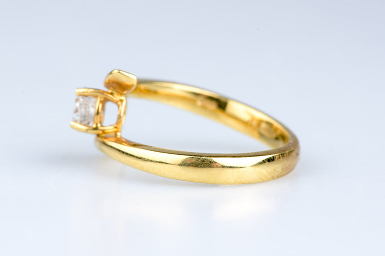 Bague 56 Bague solitaire en or jaune, diamant rond brillant 0,50 ct 58 Facettes 312169-107