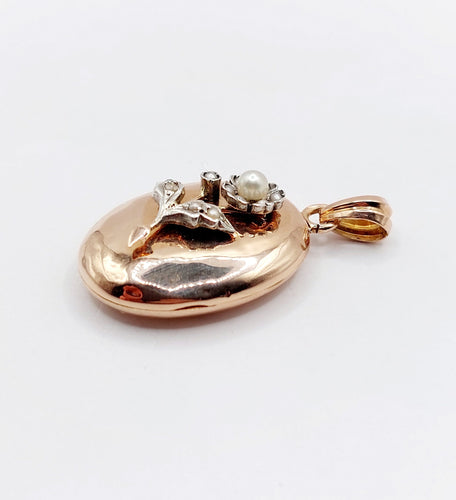 Pendentif Pendentif porte-photo or rose et argent, perles (circa 1900) 58 Facettes A05863