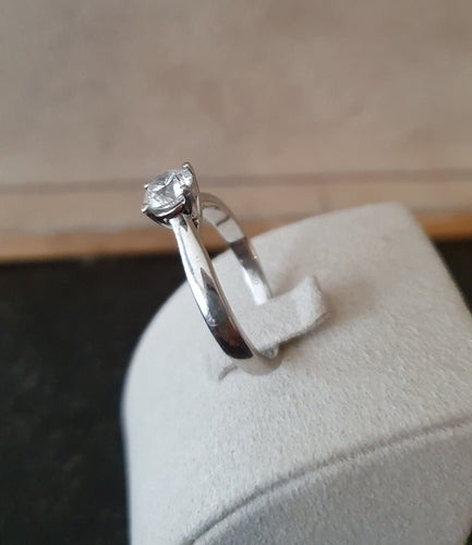 Bague 54 Bague Platine Daimants 58 Facettes 1