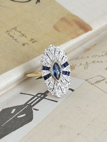 Bague 50.5 Bague Art Déco pavée en or jaune 18K et platine, saphirs et diamants 58 Facettes