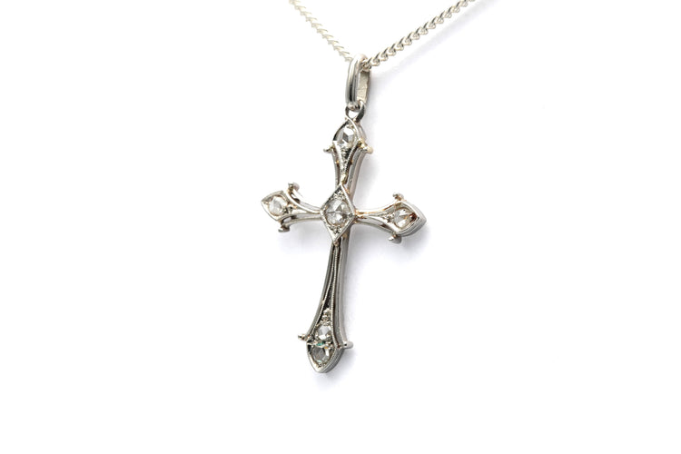 Pendente Art Deco incastonato con diamanti taglio rosa in oro bianco 18 carati 