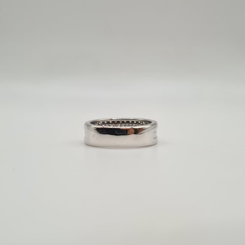 Bague 56.5 Bague or blanc diamants baguettes et ronds 58 Facettes