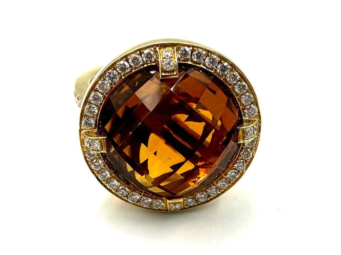 Bague 54 CHAUMET. Collection "Attrape-moi si tu m'aimes", bague or jaune, citrine et diamants 58 Facettes