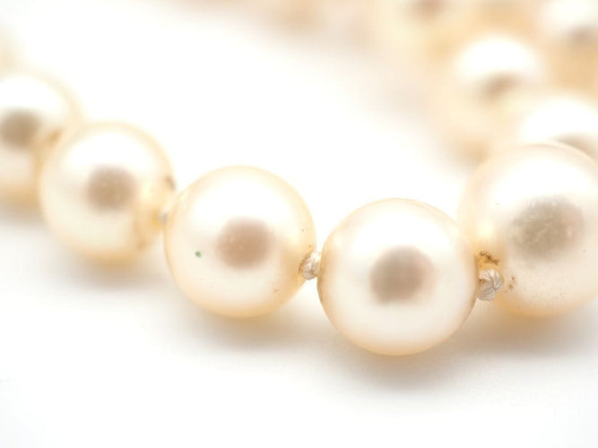 Collier Collier de perle ancien, fermoir or blanc 58 Facettes