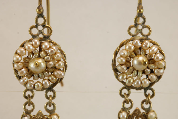 Boucles d'oreilles Boucles d'oreilles anciennes en perles et or jaune 58 Facettes 7704