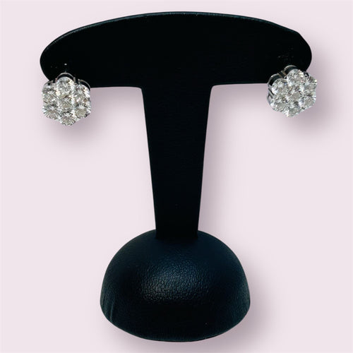 Clips d’oreilles marguerites en or gris et diamants 58 Facettes 258988